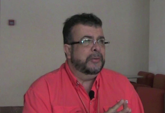 César Yacsirk explica la implantación de la psicología positiva en Venezuela